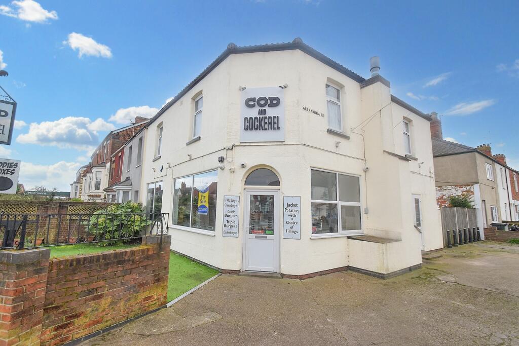Commercial property for sale in Wainfleet Road, Skegness, PE25