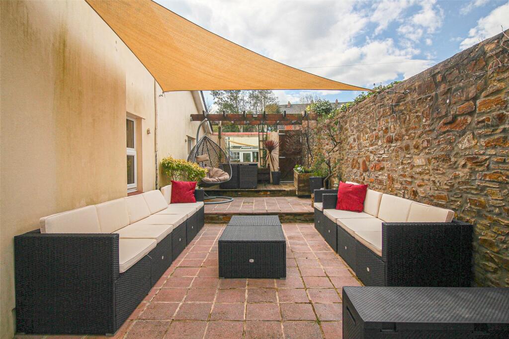 5 bedroom semidetached house for sale in Abbotsham Road, Bideford, EX39