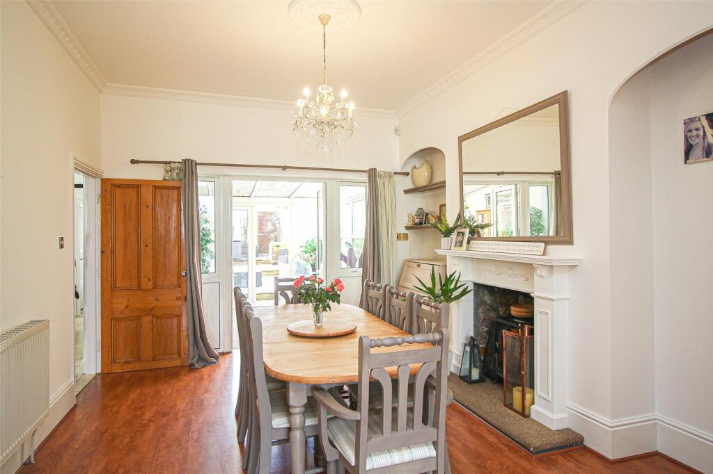 5 bedroom semidetached house for sale in Abbotsham Road, Bideford, EX39