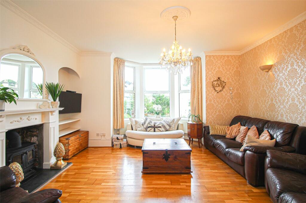 5 bedroom semidetached house for sale in Abbotsham Road, Bideford, EX39