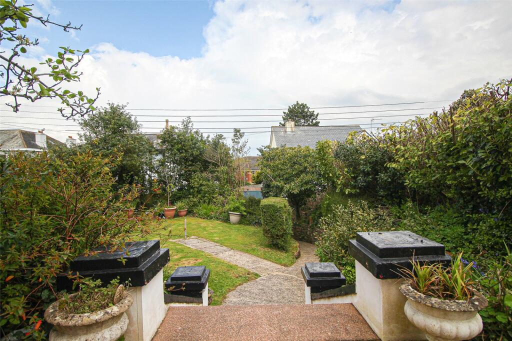 5 bedroom semidetached house for sale in Abbotsham Road, Bideford, EX39