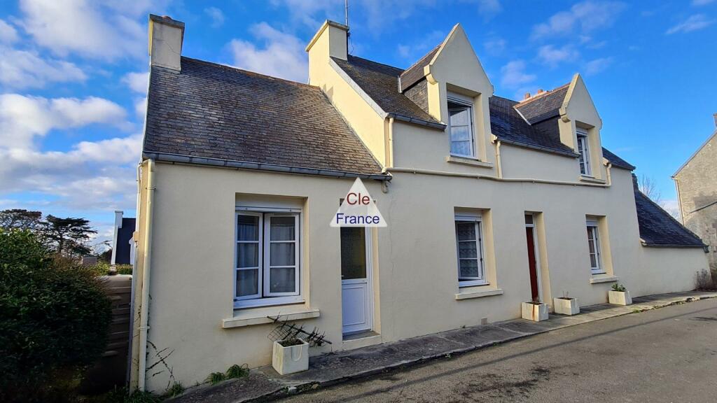 4 bedroom house for sale in Crozon, Finistere, 29160, France