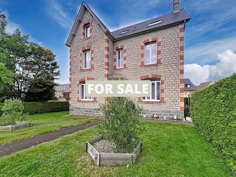 Main image of property: Barenton, Manche, 50720, France