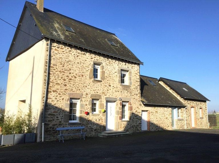 4 bedroom house for sale in Mayenne, Mayenne, 53100, France