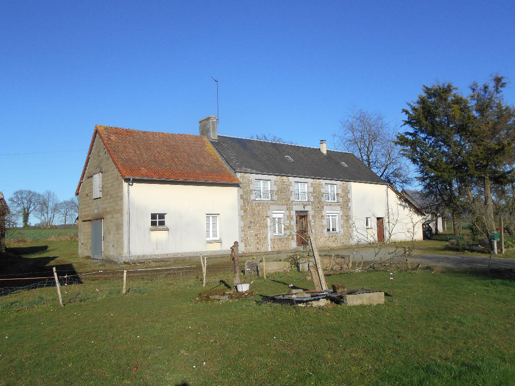 4 bedroom house for sale in Isigny  le  buat  Manche 50540  