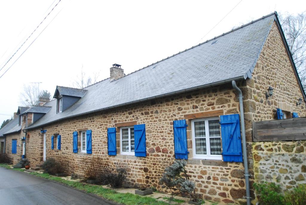 4 bedroom house for sale in Sainte-Marie-Du-Bois, Mayenne, 53110, France