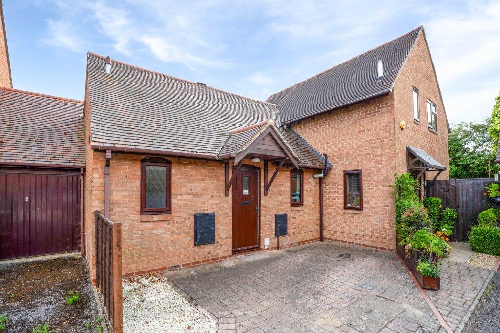 Main image of property: St Peters Court, Moreton-in-Marsh, Gloucestershire, GL56