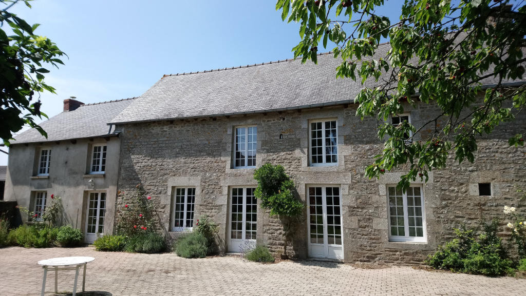 3 bedroom house for sale in Ereac, Bretagne, 22250, France