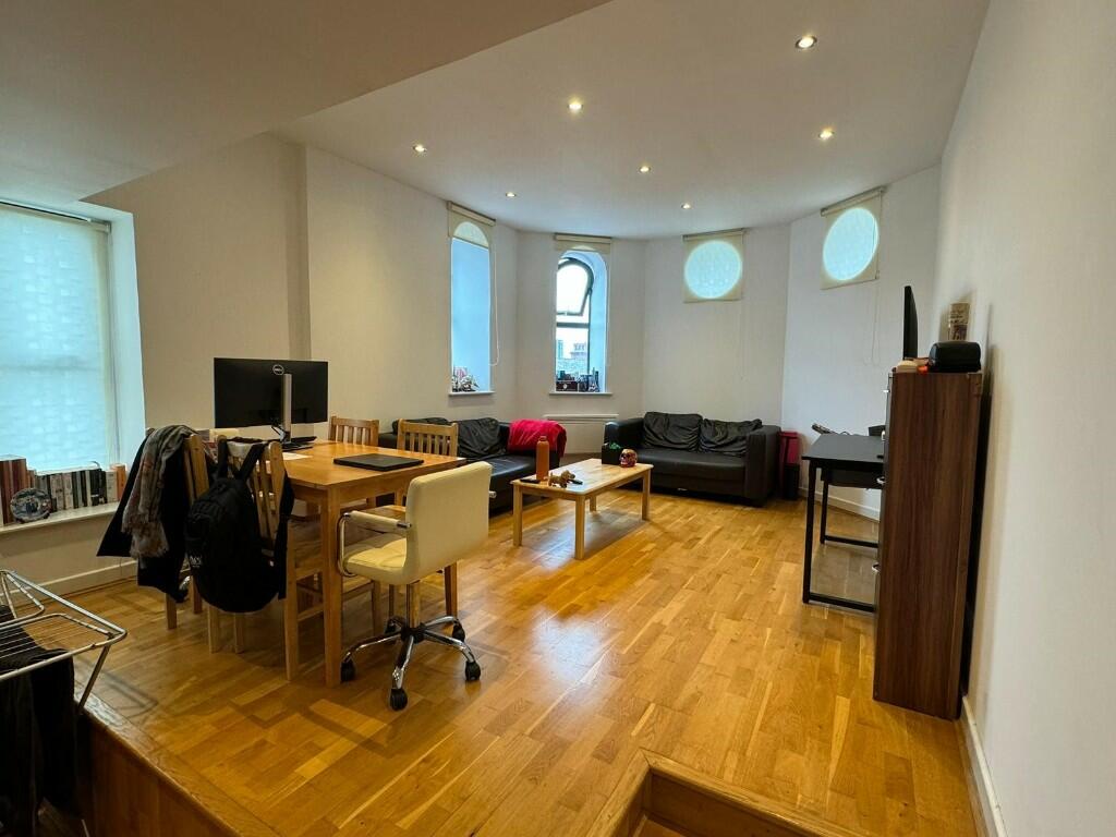 Main image of property: Fieldgate Street, London, E1