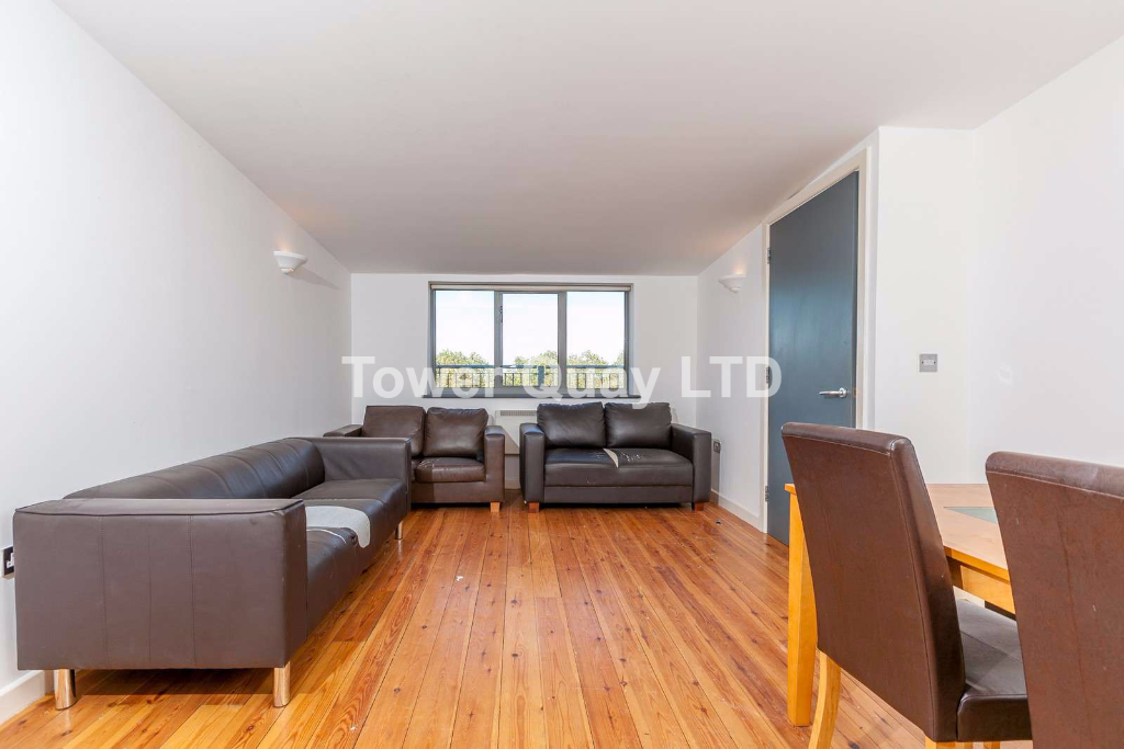 Main image of property: Somerford Grove, London, N16