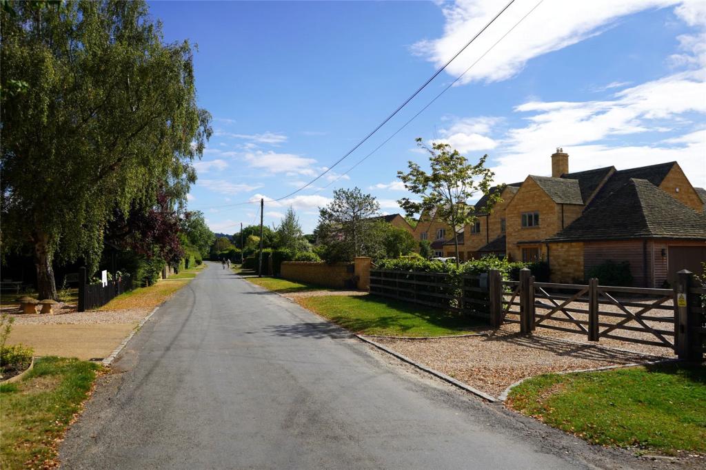 5 bedroom detached house for sale in Ridgeway Farm New Homes