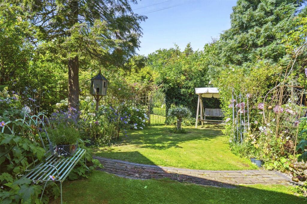 Additional property image - Broad Marston, Stratford-Upon-Avon, Warwickshire, CV37