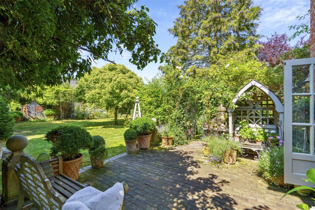 Additional property image - Broad Marston, Stratford-Upon-Avon, Warwickshire, CV37