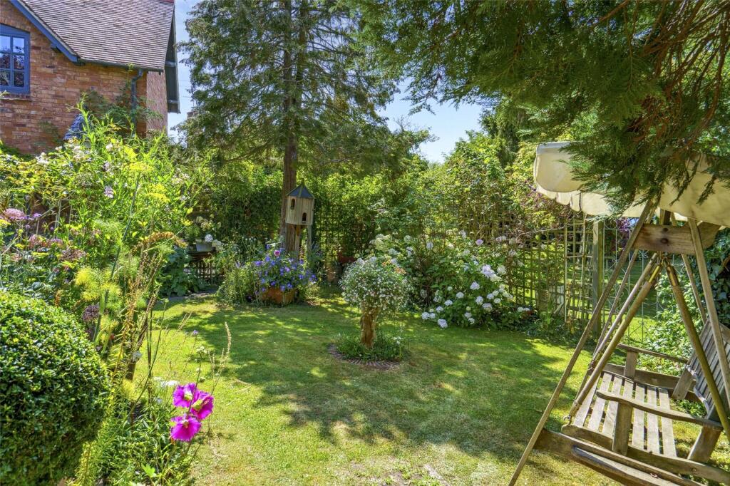 Additional property image - Broad Marston, Stratford-Upon-Avon, Warwickshire, CV37