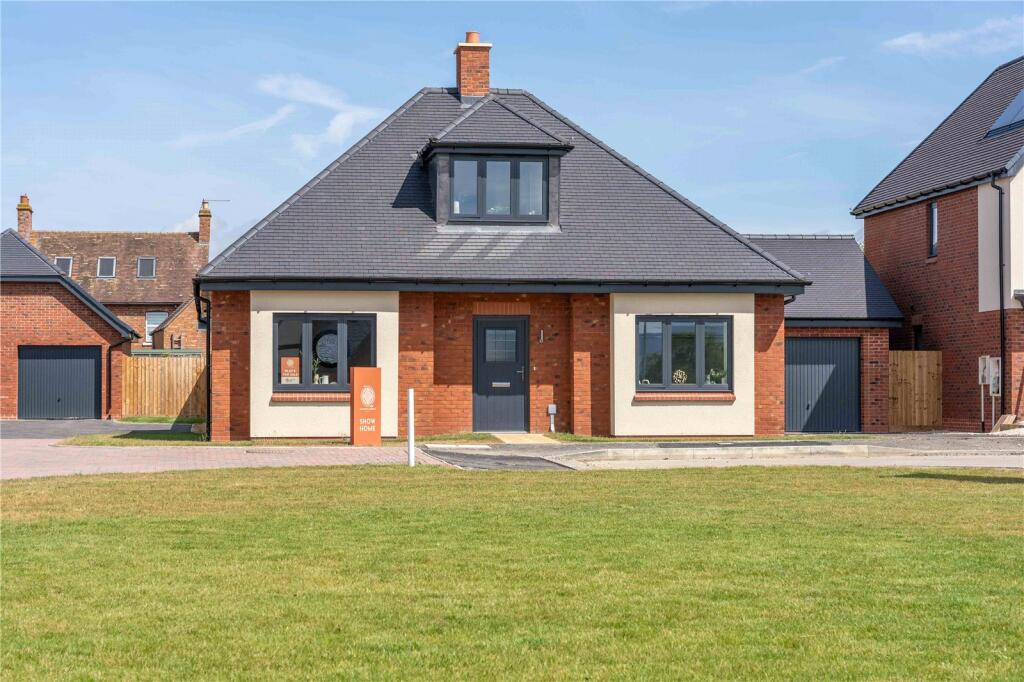 Main image of property: Bourton Gardens, Kingshurst Drive, Badsey, Worcestershire, WR11