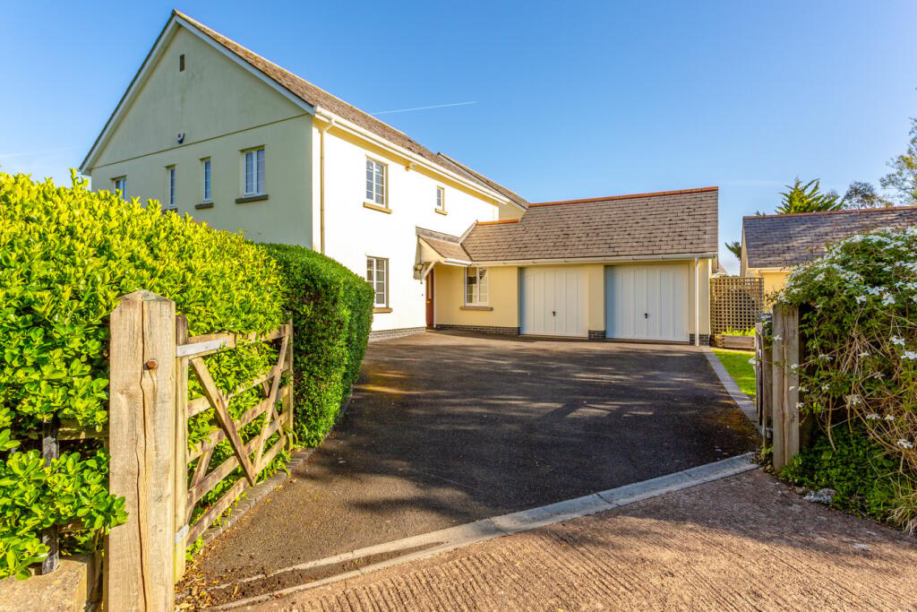 Main image of property: Fremington, Devon, BARNSTAPLE, EX31