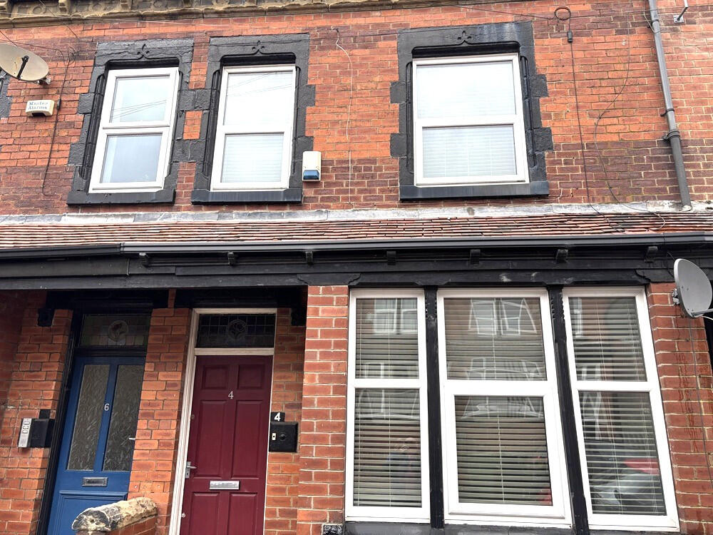 Main image of property: Roman Place,  Leeds, LS8