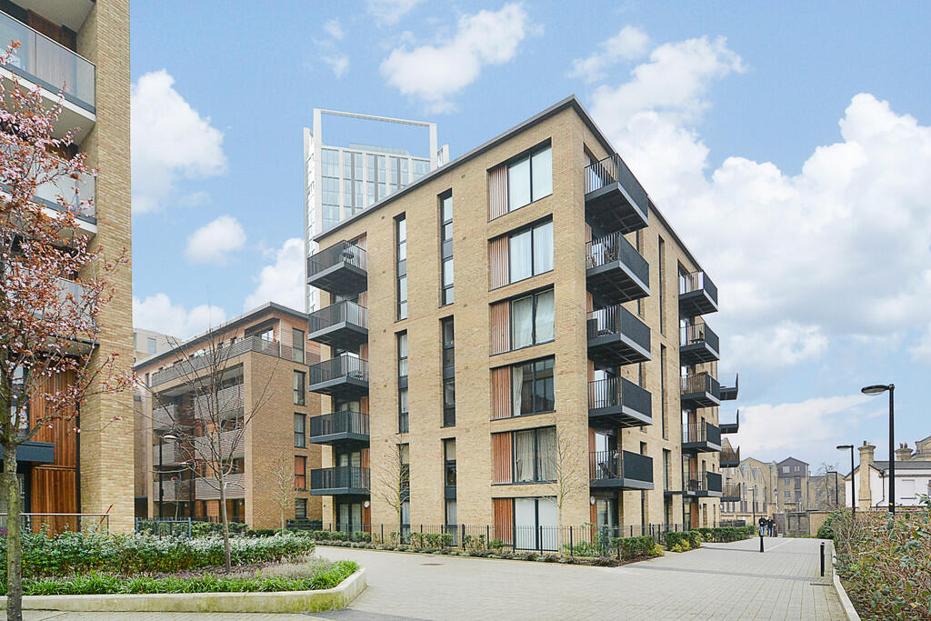 Main image of property: Maple Quays, Canada Water, SE16