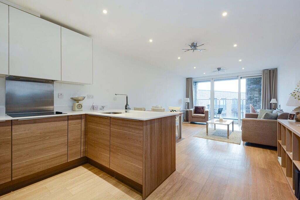 Main image of property: Marine Wharf, Canada Water, SE16