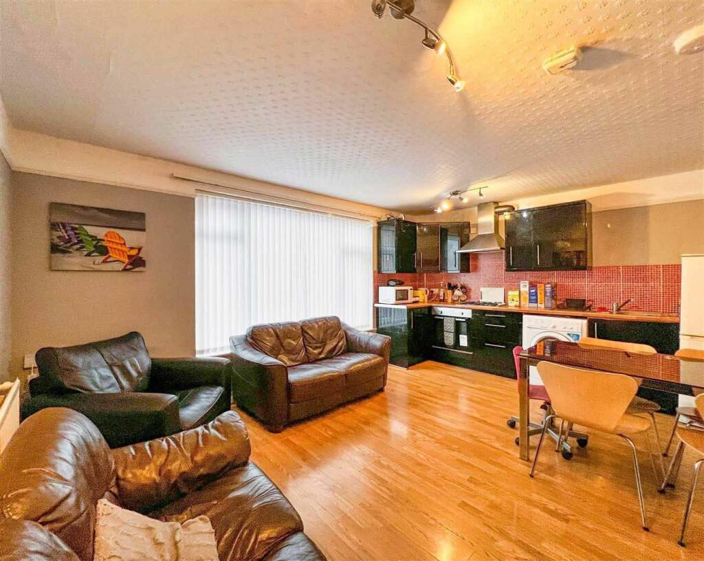Main image of property: 24 Berkeley Precinct, Ecclesall Road, Sheffield