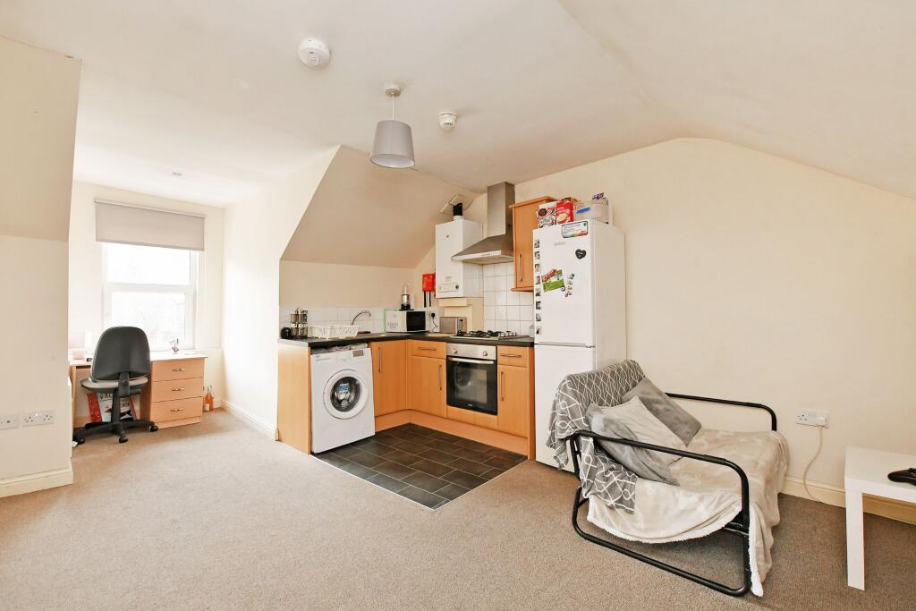 Main image of property: Flat 4 607 Ecclesall Road, Sheffield