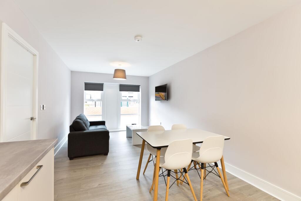 Main image of property: Apartment 8, Lynthorpe House, City Centre