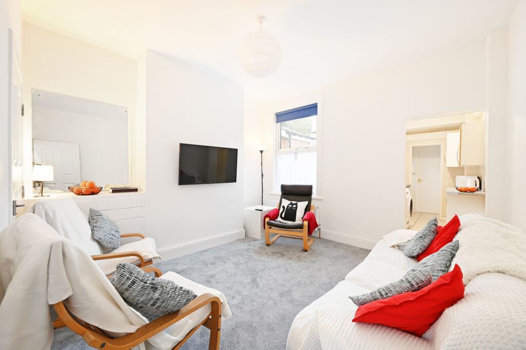 Main image of property: 25 Harefield Road, Ecclesall