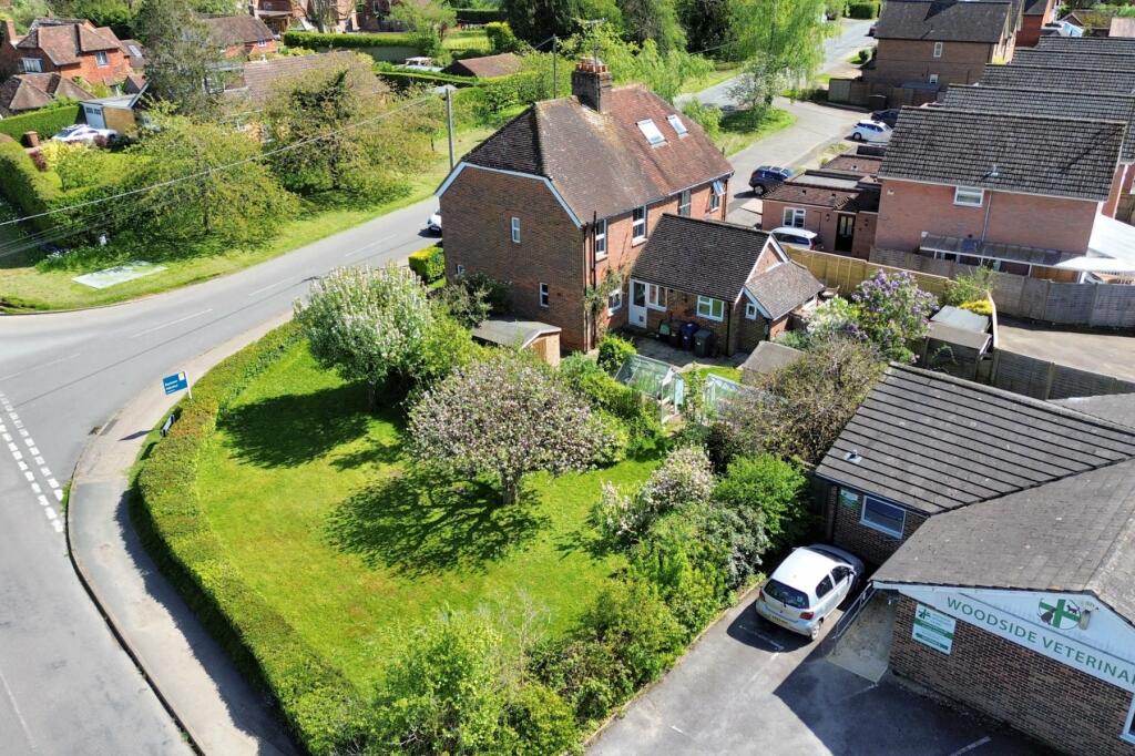 3 bedroom semidetached house for sale in Lane, Chiddingfold