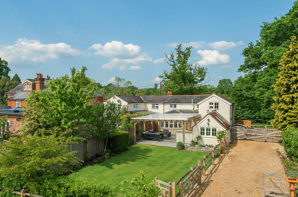 Main image of property: New Pond Road, Compton, Guildford, Surrey, GU3