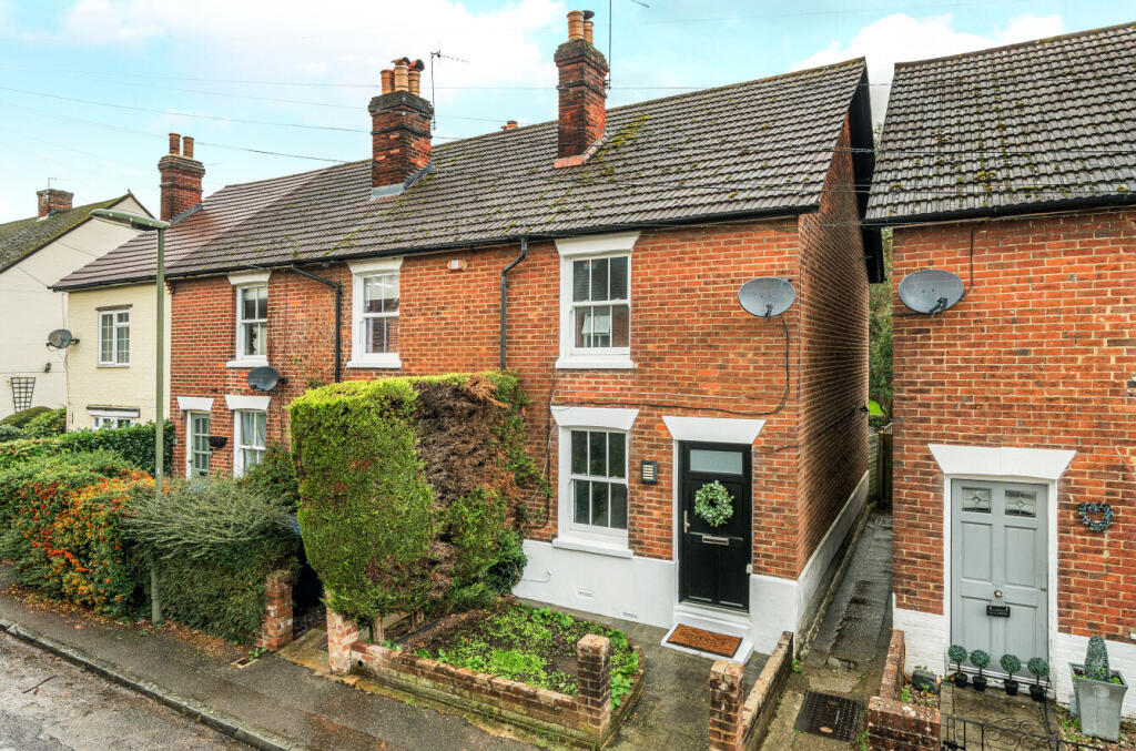 Main image of property: North Street, Godalming, Surrey, GU7