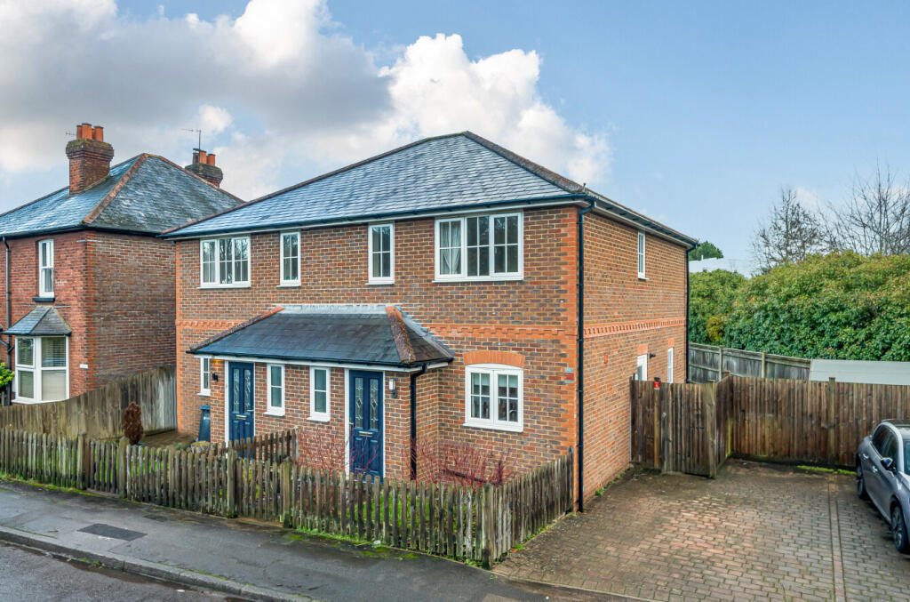 Main image of property: Oakdene Road, Peasmarsh, Guildford, Surrey, GU3