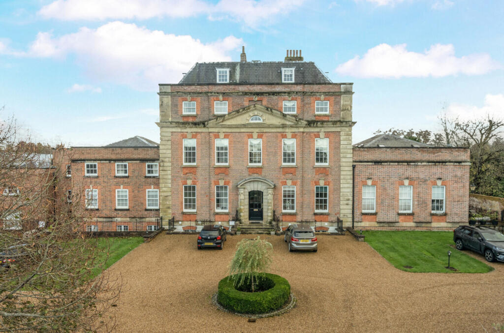 Main image of property: Portsmouth Road, Milford, Godalming, Surrey, GU8