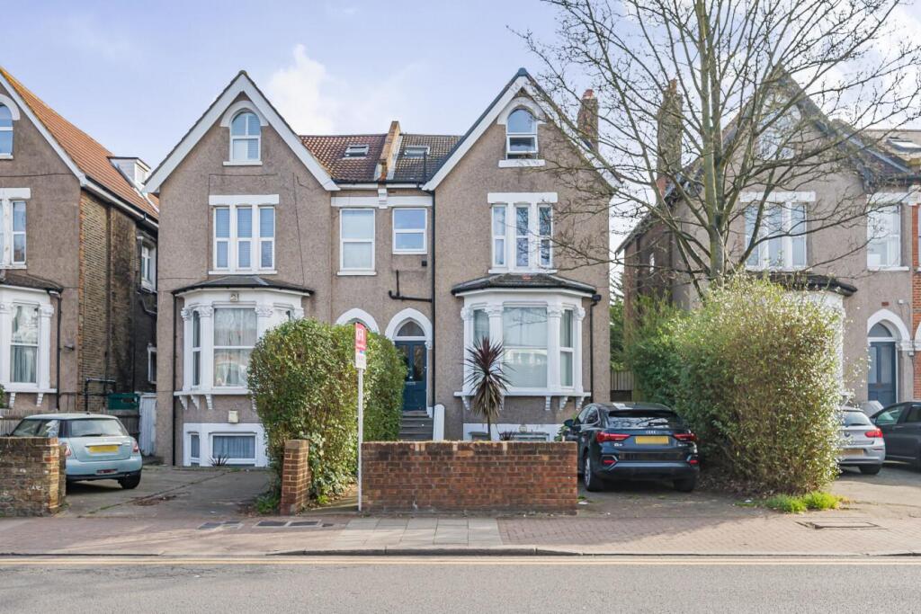 Main image of property: Bedford Hill, Balham, London, SW12