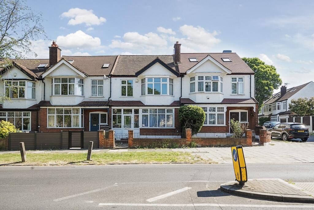 Main image of property: Thornton Road, London, SW12
