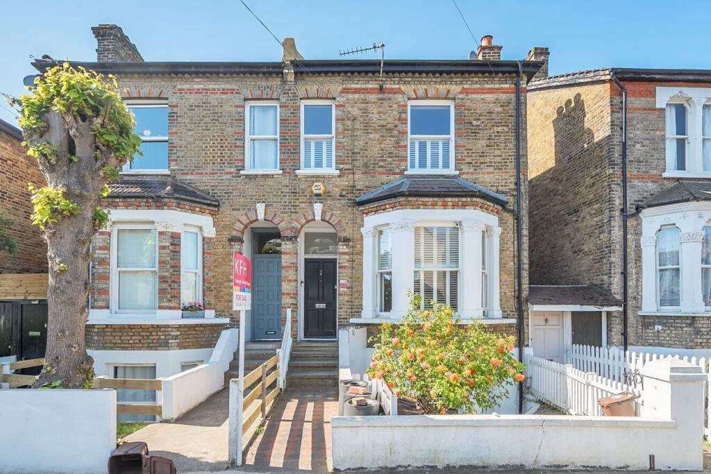Main image of property: Rossiter Road, London, SW12