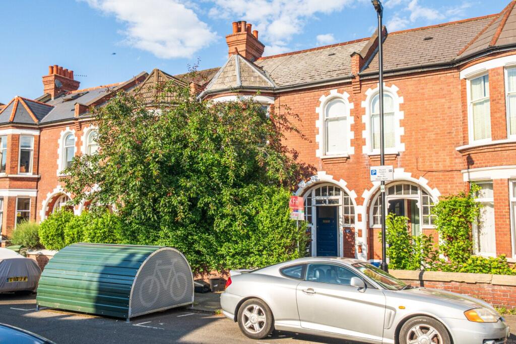 Main image of property: Fieldhouse Road, Balham, London, SW12
