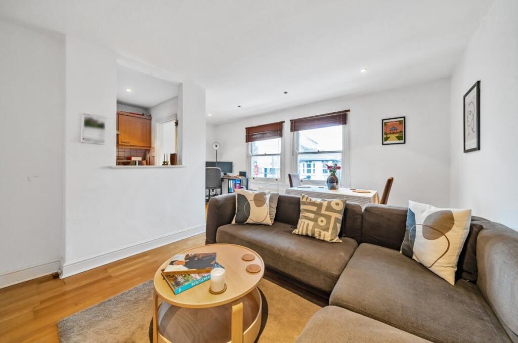 Main image of property: 60 Northcote Road, London, SW11