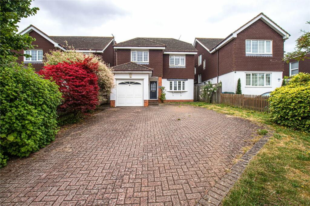 5 bedroom detached house for sale in Downs Valley, Hartley, Kent, DA3