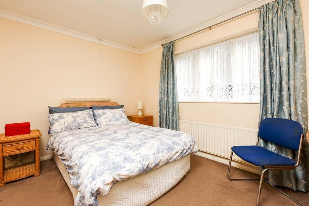 Additional property image - Studley Crescent, New Barn, Kent, DA3