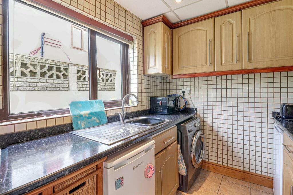 Additional property image - Vale Road, Dartford, Kent, DA1