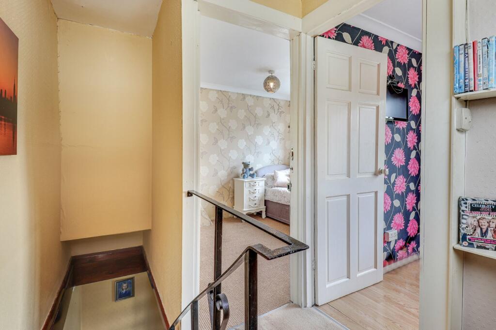 Additional property image - Vale Road, Dartford, Kent, DA1