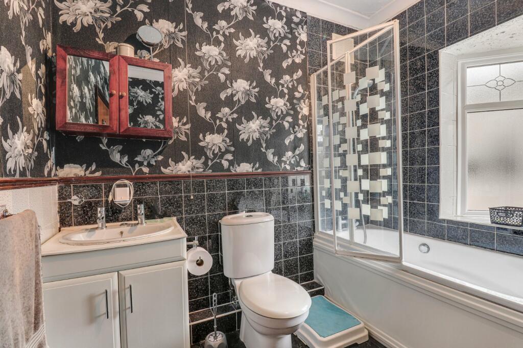 Additional property image - Vale Road, Dartford, Kent, DA1