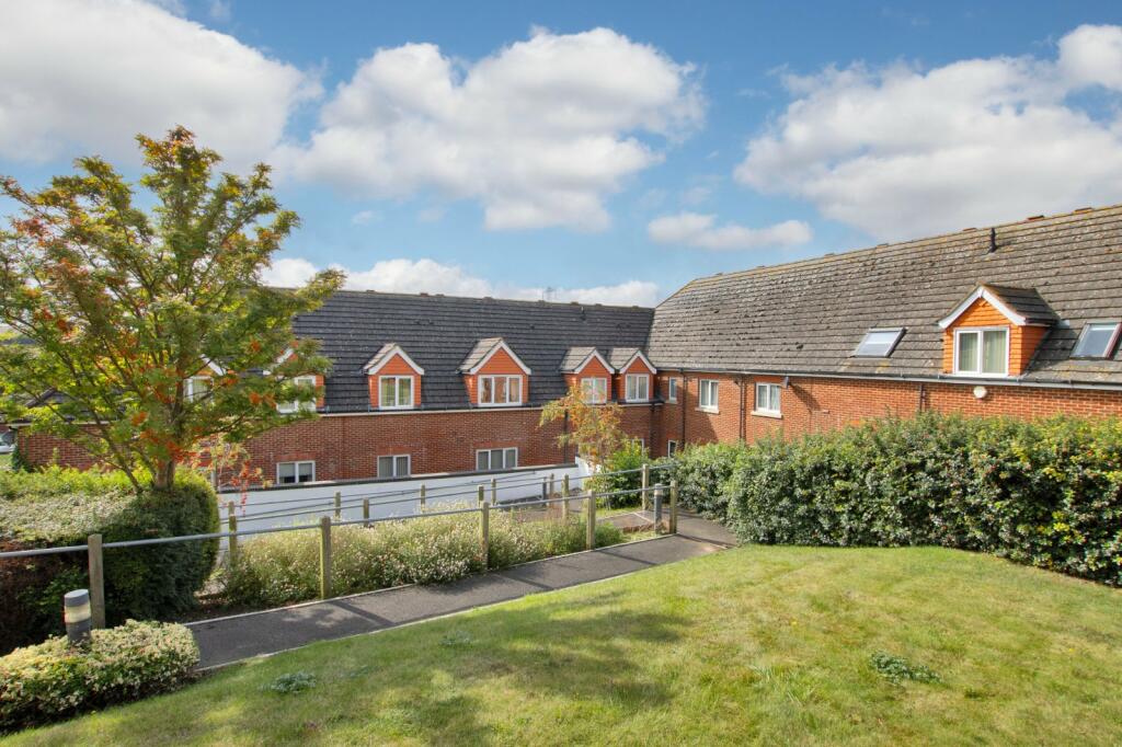 Additional property image - Alexandra Walk, Prince Charles Avenue, South Darenth, DA4