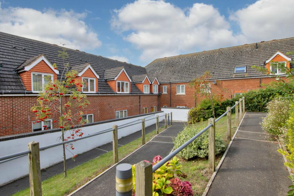 Additional property image - Alexandra Walk, Prince Charles Avenue, South Darenth, DA4