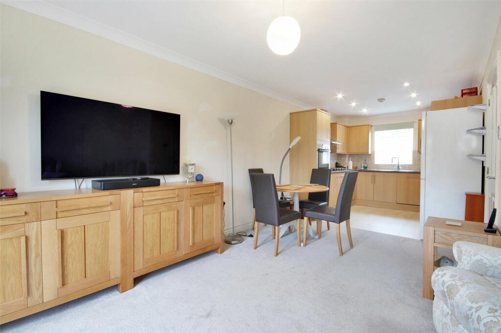 Additional property image - Brickfield Farm Close, Longfield, Kent, DA3