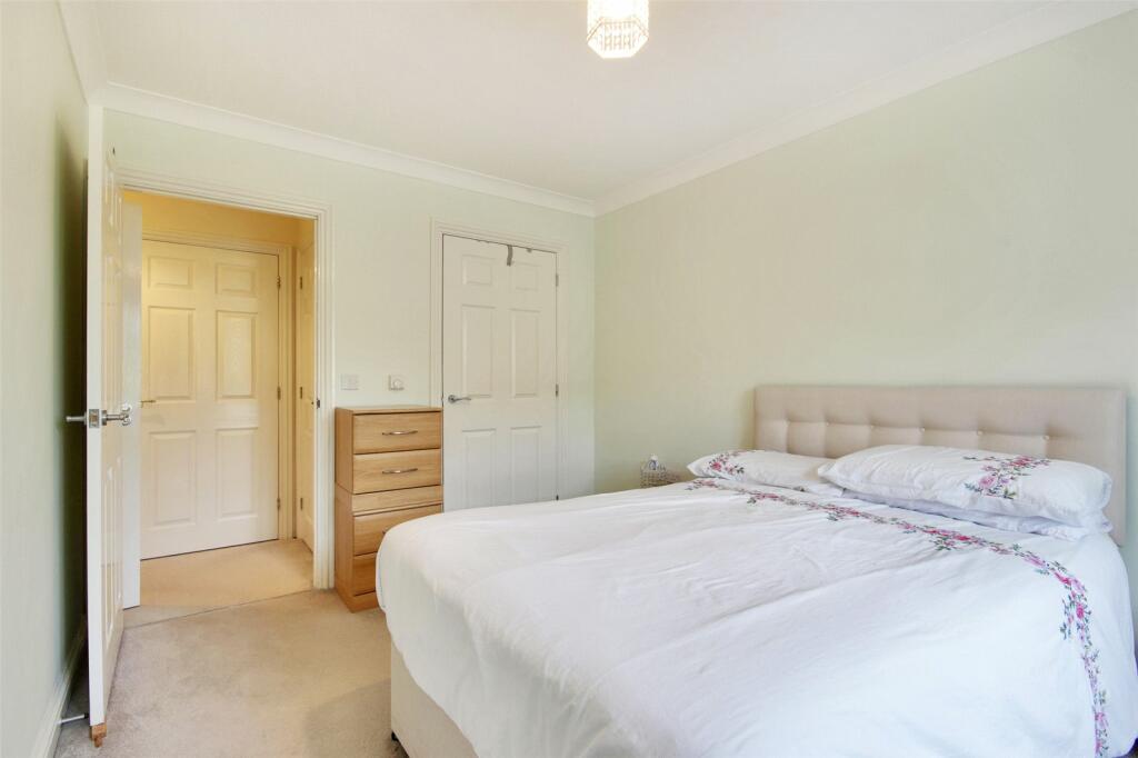 Additional property image - Brickfield Farm Close, Longfield, Kent, DA3