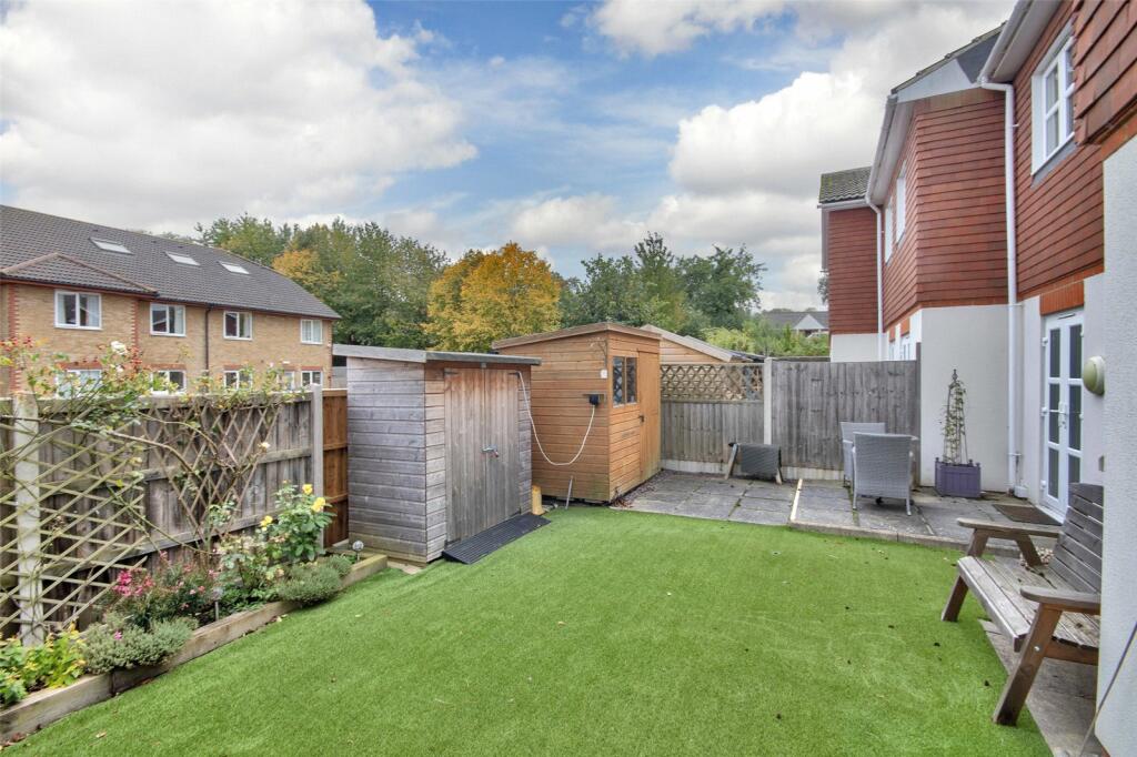 Additional property image - Brickfield Farm Close, Longfield, Kent, DA3