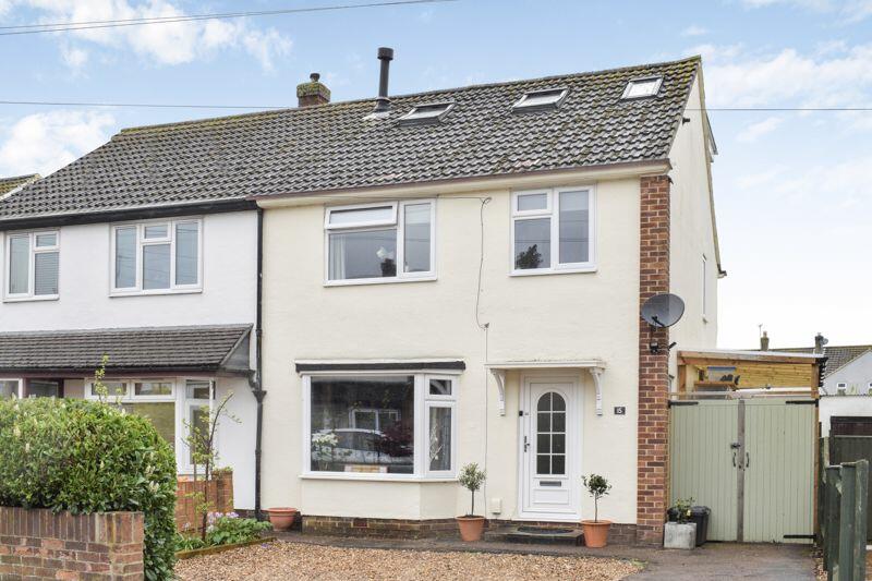 5 bedroom semidetached house for sale in Kingsway Drive, Kidlington