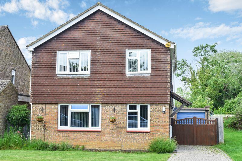 4 bedroom detached house for sale in Great Close Road, Yarnton. Ref