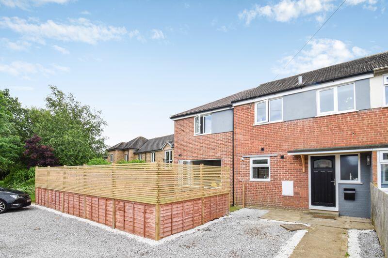 4 bedroom terraced house for sale in Wise Avenue, Kidlington REF TMT
